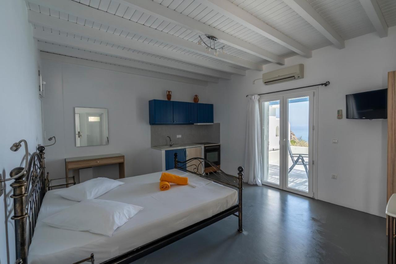 Apollon Village Hotel Anafi Buitenkant foto