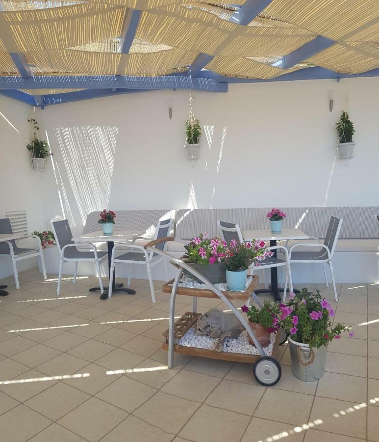 Apollon Village Hotel Anafi Buitenkant foto